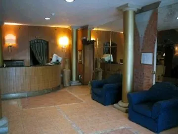 Flaminius Hotel 3*