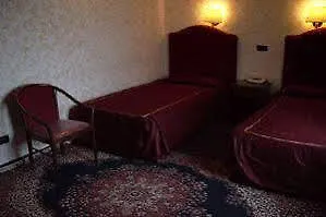 Flaminius Hotel 3*